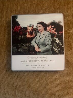 Commemorative Queen Elizabeth II Tin with Photo Lid - White & Pale Blue